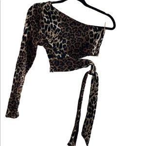 Leopard Print Off the shoulder Fashion top